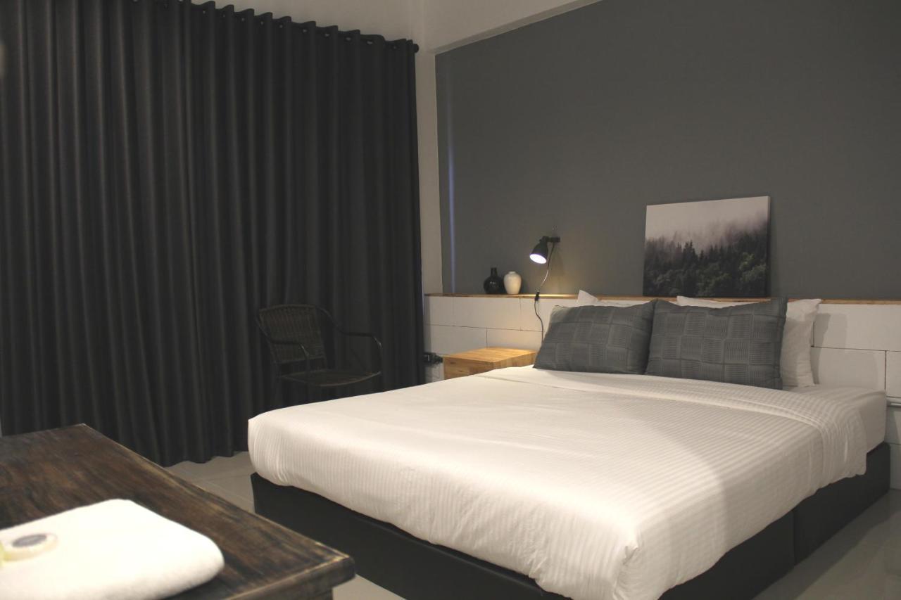 The Good Days Hotel Udon Thani Exterior photo